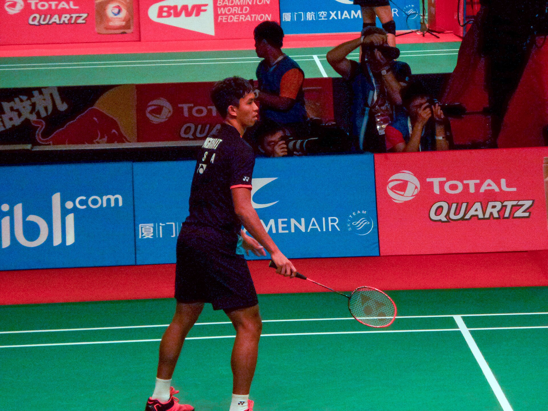 Imagem de referência de Sattawat Pongnairat, descrito nos dados abertos como jogador de badminton norte-americano