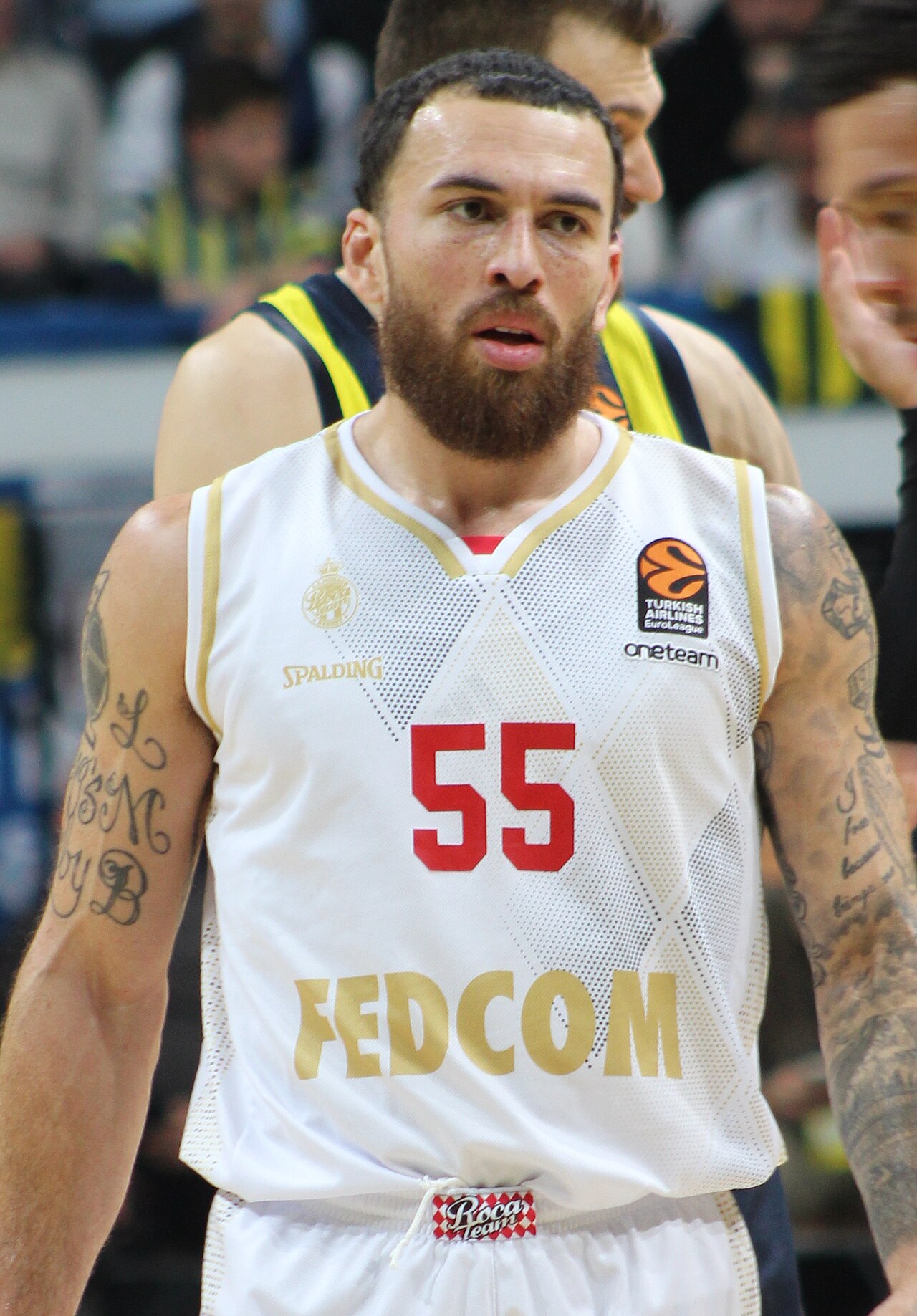 Imagem de referência de Mike James, descrito nos dados abertos como jogador de basquetebol norte-americano (1990-)
