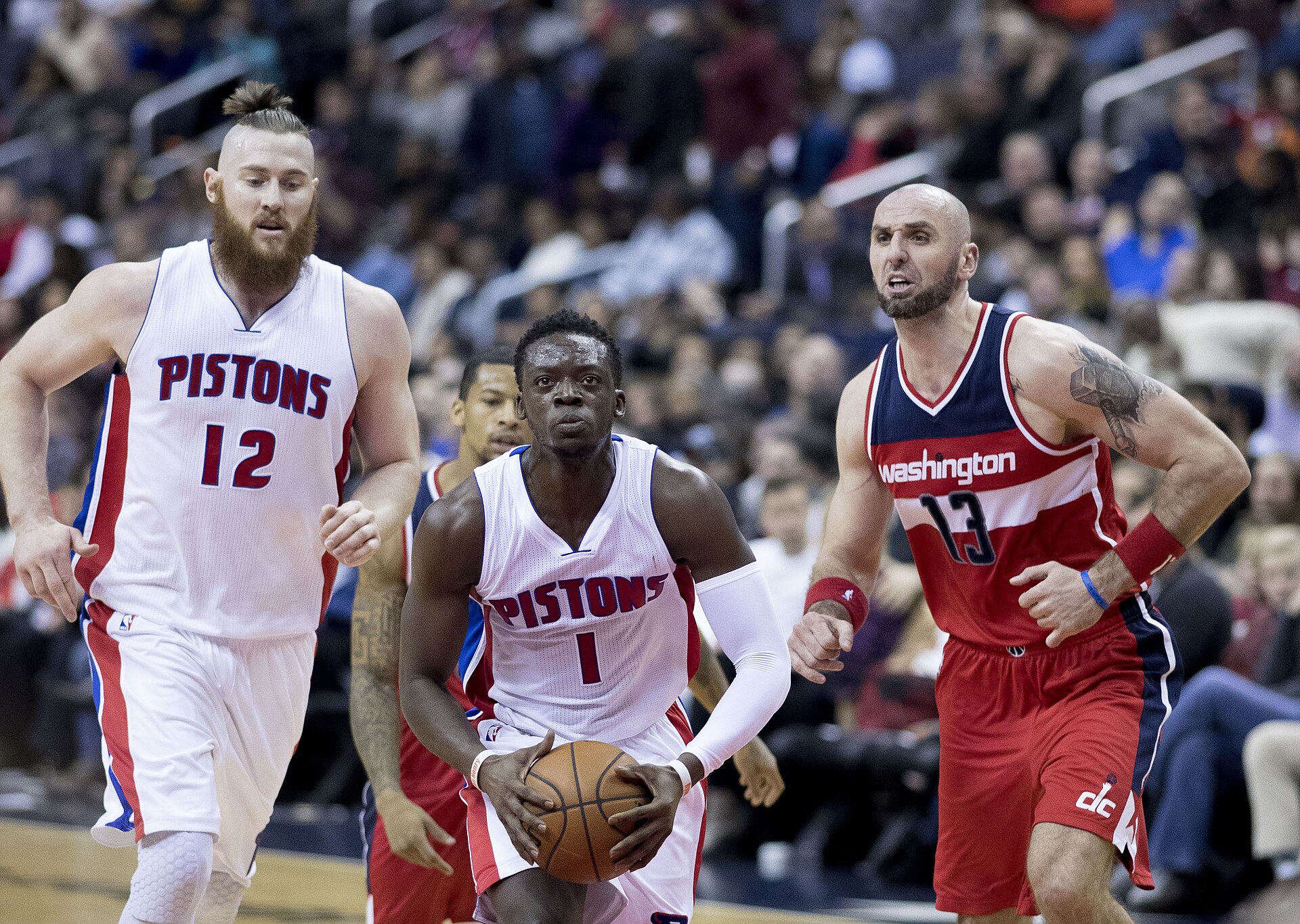 Imagem de referência de Aron Baynes, descrito nos dados abertos como jogador de basquetebol australiano