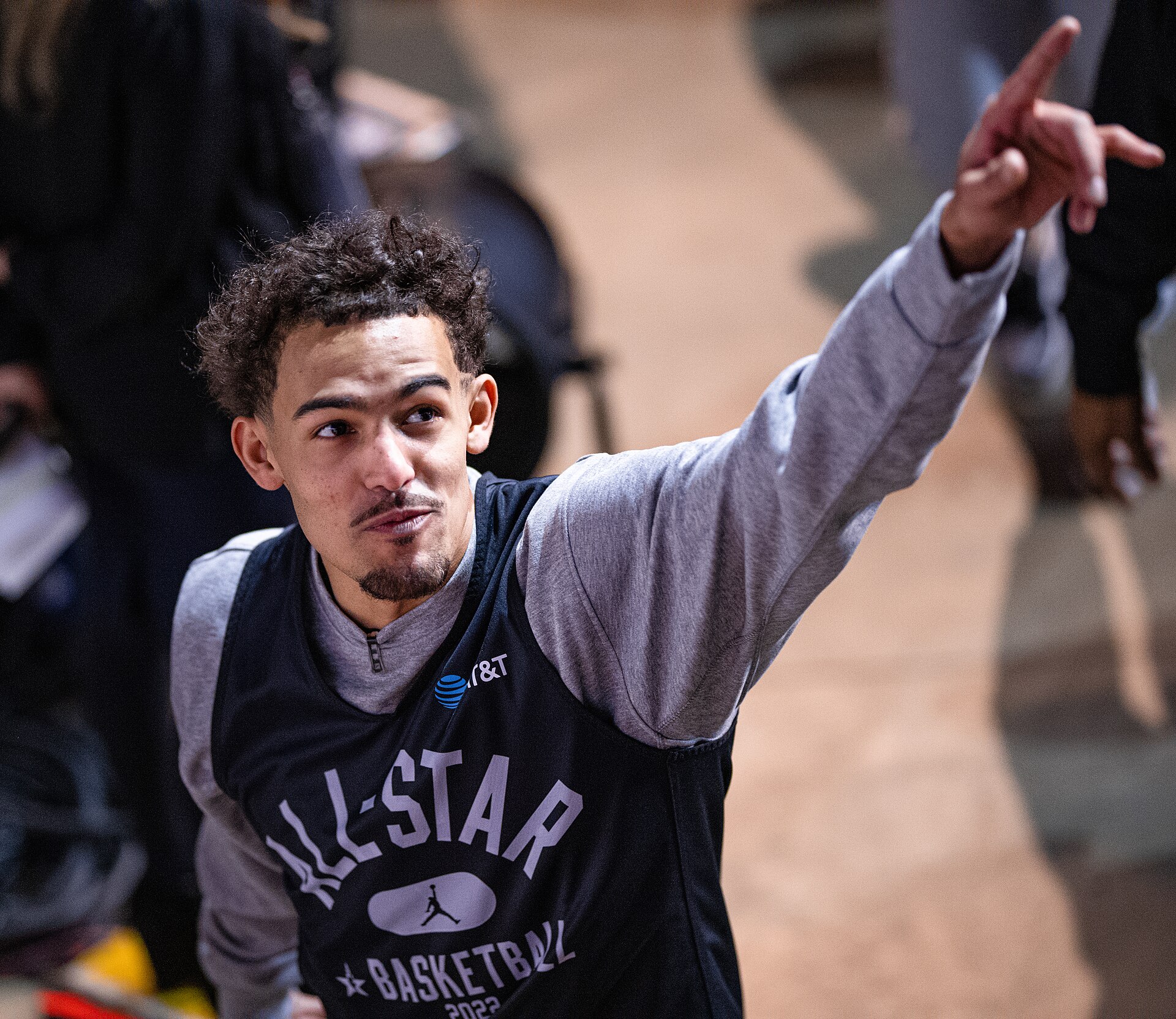 Imagem de referência de Trae Young, descrito nos dados abertos como jogador profissional de basquete estadunidense