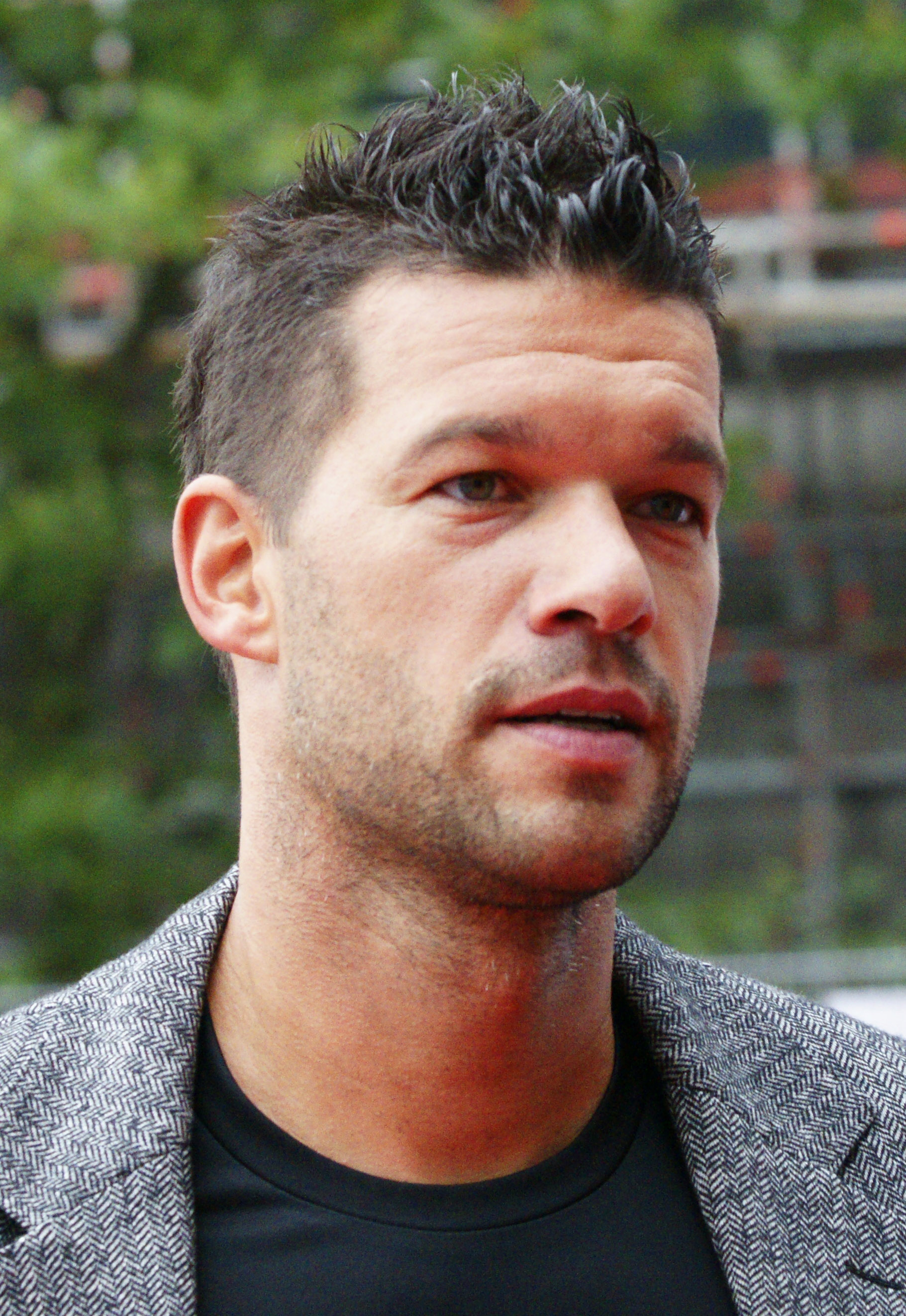 Imagem de referência relacionada a Michael Ballack, item descrito como futebolista alemão