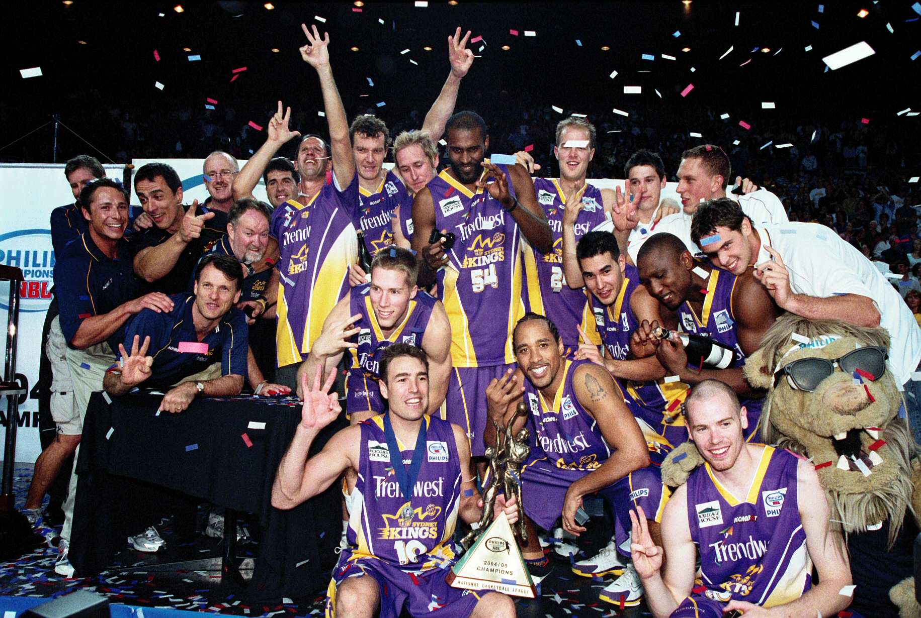 Imagem de referência de Brian Goorjian, descrito nos dados abertos como basquetebolista estadunidense