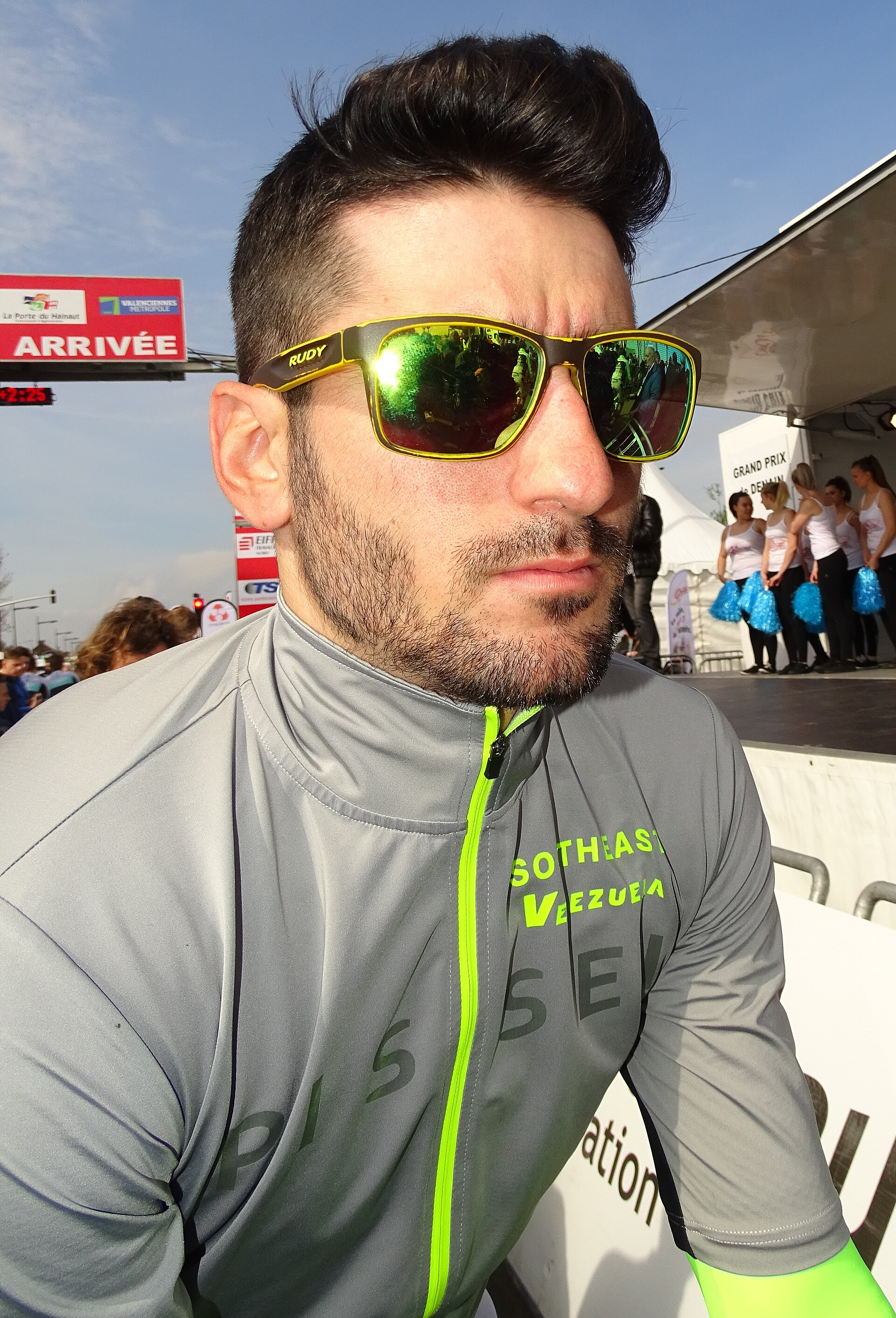 Imagem de referência de Liam Bertazzo, descrito nos dados abertos como ciclista italiano