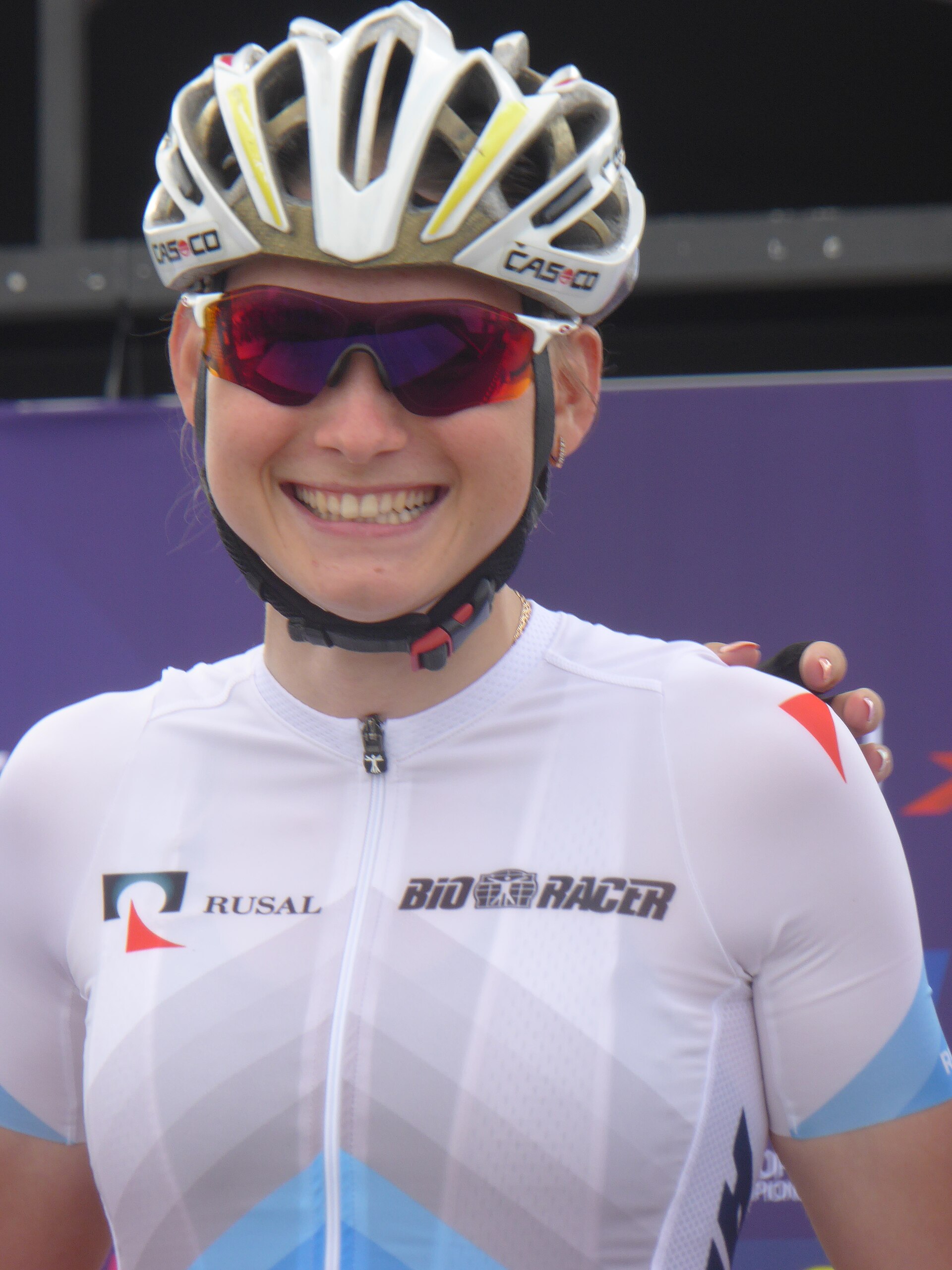 Imagem de referência de Anastasiia Pliaskina, descrito nos dados abertos como ciclista russa