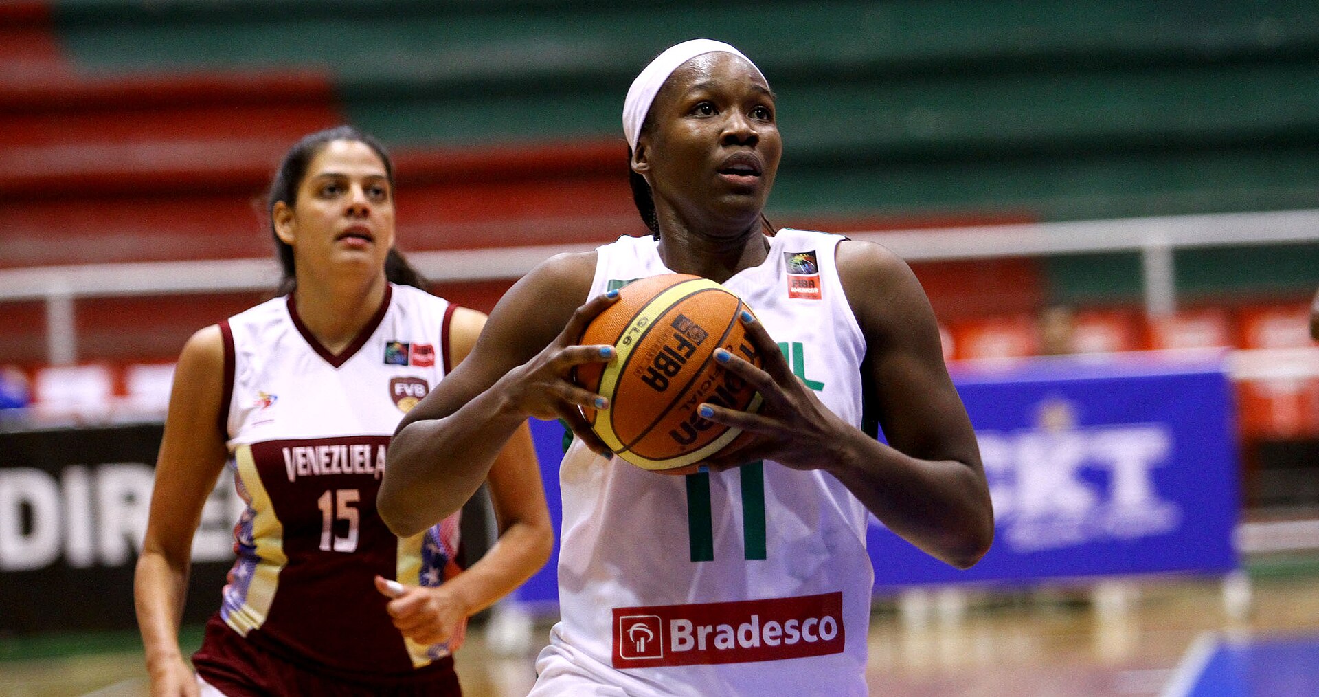 Imagem de referência relacionada a Clarissa Cristina dos Santos, item descrito como jogadora de basquetebol brasileira