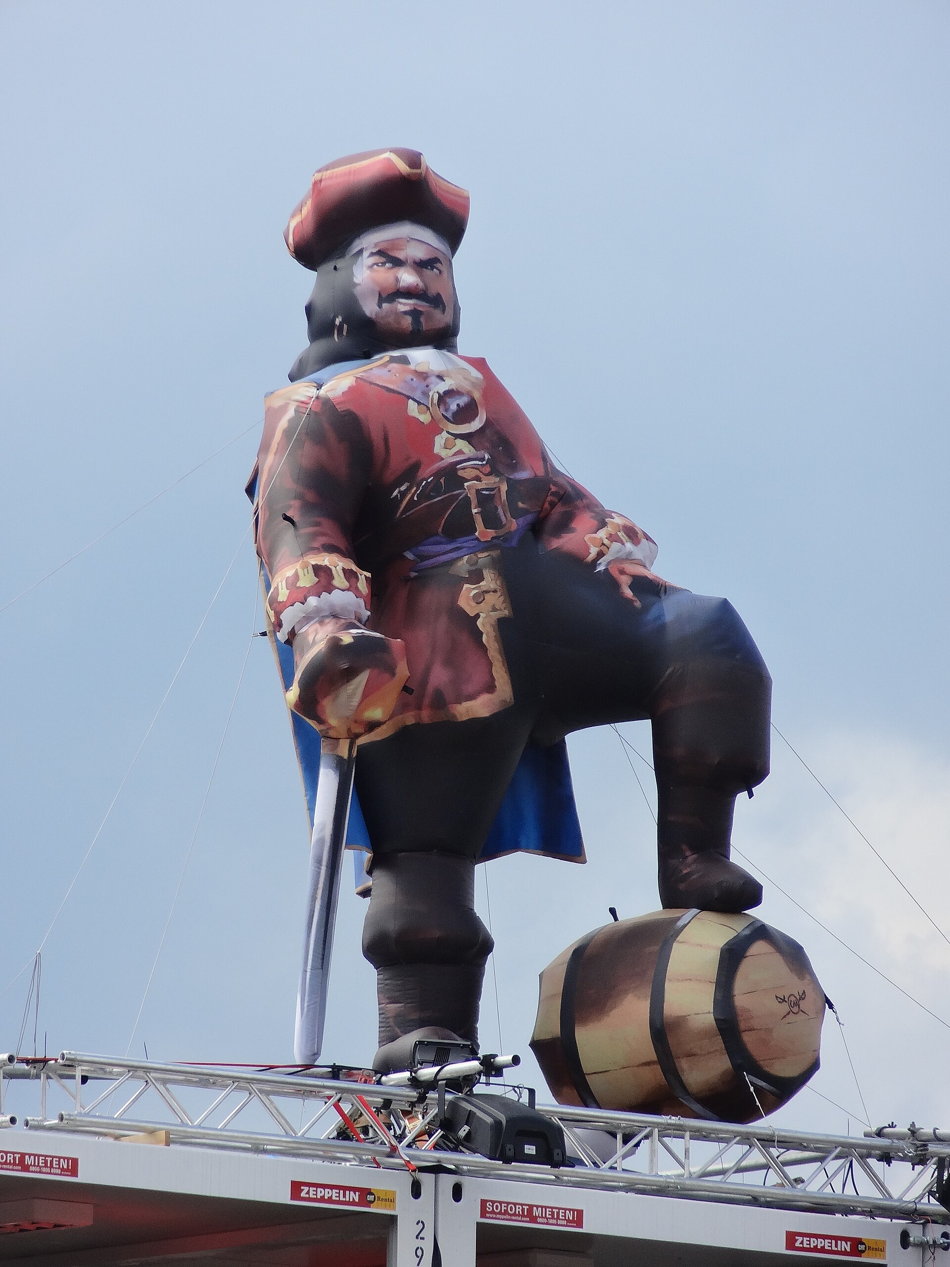 Imagem de referência de Captain Morgan, descrito nos dados abertos como marca de rum
