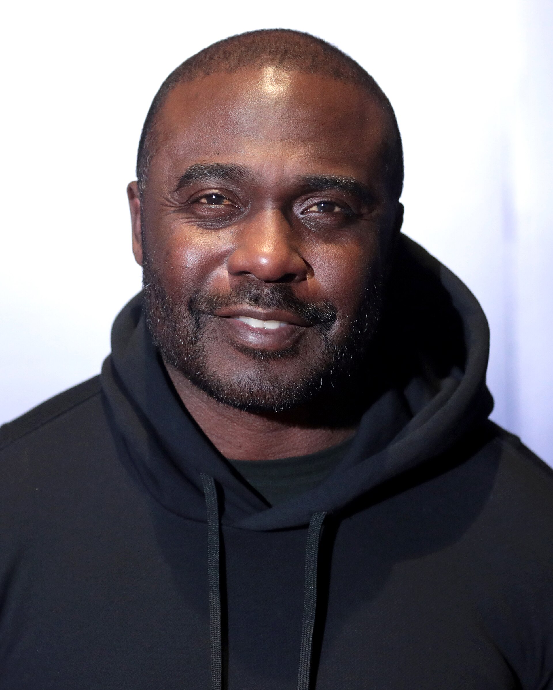 Imagem de referência de Marshall Faulk, descrito nos dados abertos como jogador de futebol americano dos Estados Unidos
