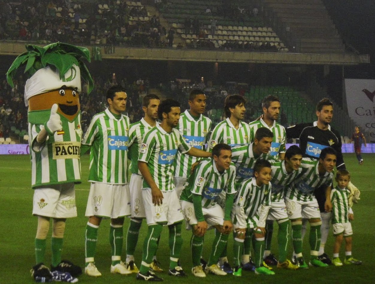 Imagem de referência de Real Betis Balompié, descrito nos dados abertos como time de futebol da cidade de Sevilha na Espanha