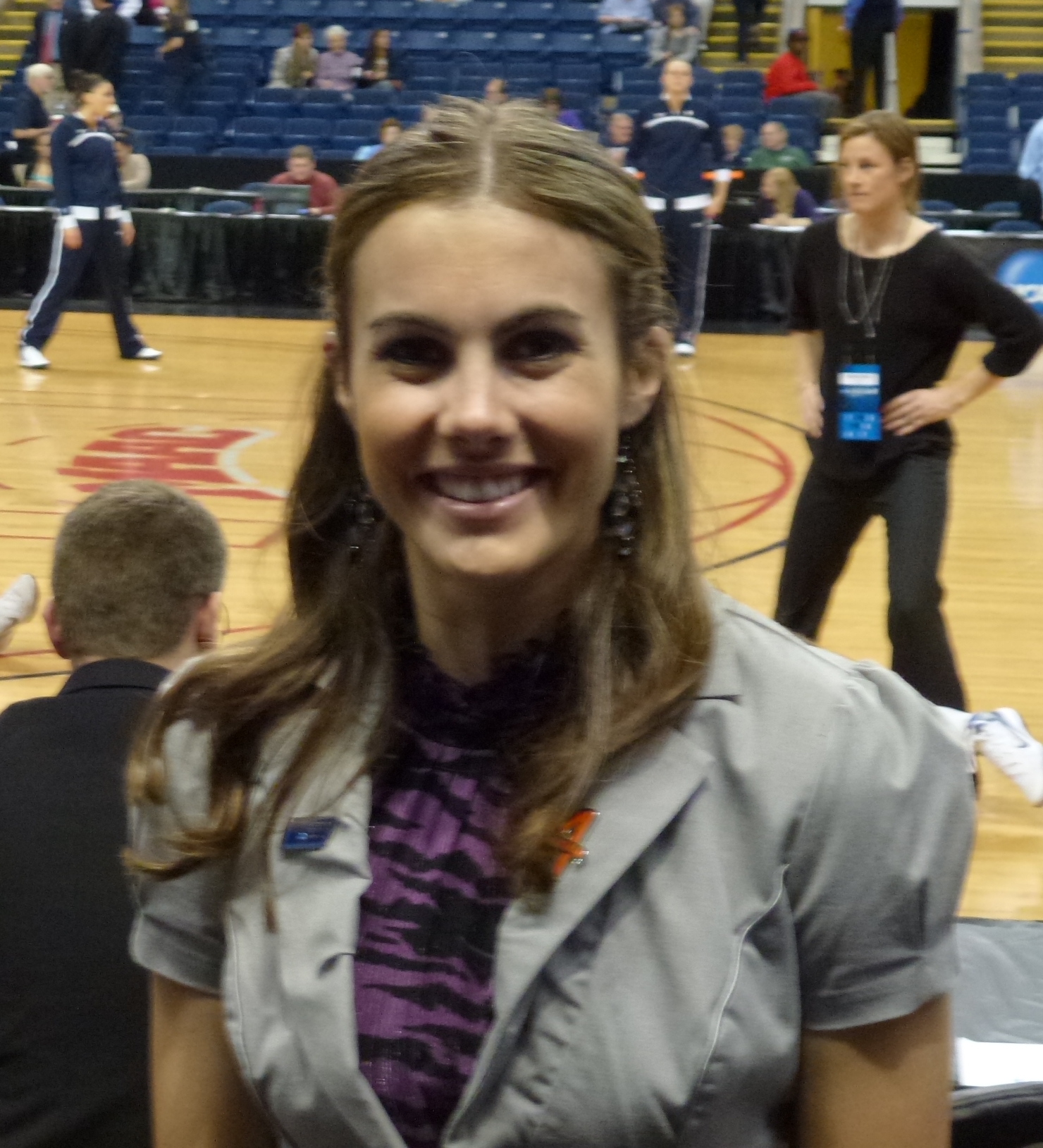Imagem de referência de Shalee Lehning, descrito nos dados abertos como jogadora de basquetebol norte-americana