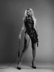 Rapper Ebony detona MC Mirella: "Uma piranha"
