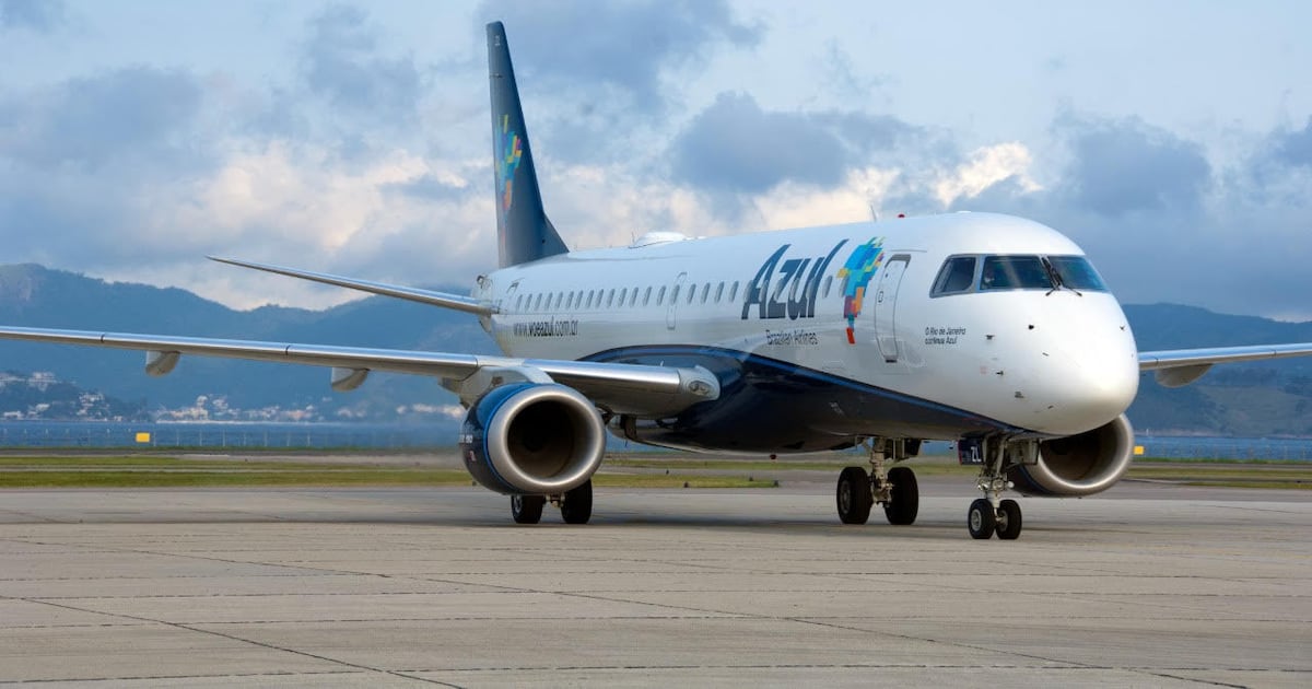 Avião declara emergência e retorna ao aeroporto do Galeão, no Rio, após problemas técnicos
