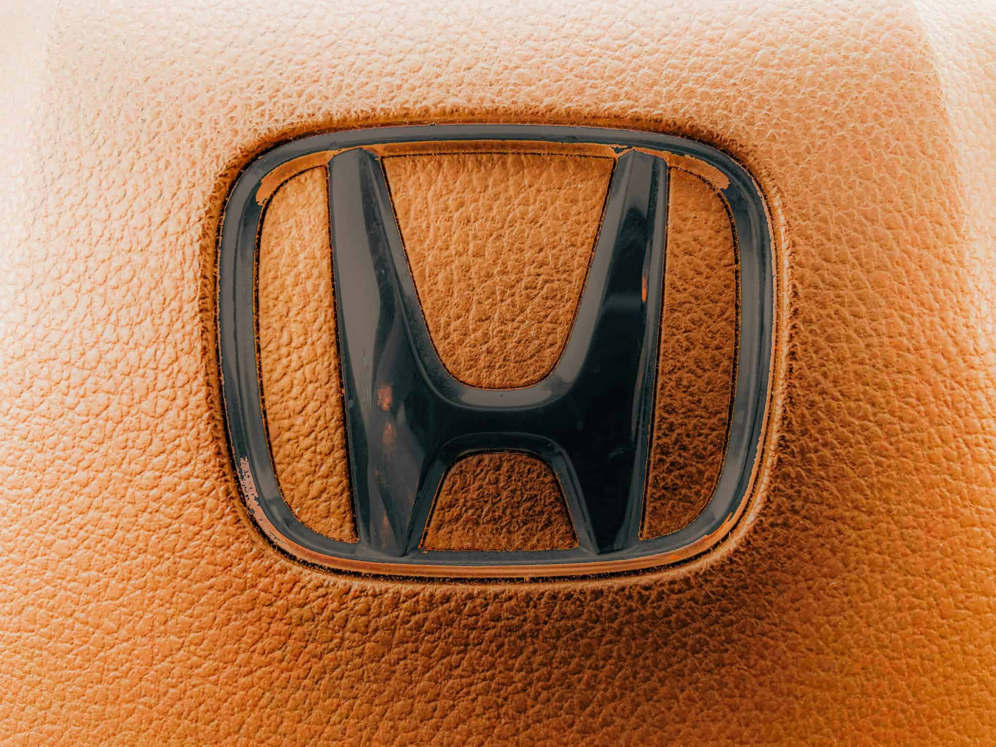 Imagem da matéria: Nova tecnologia da Honda recarrega veículos enquanto eles rodam