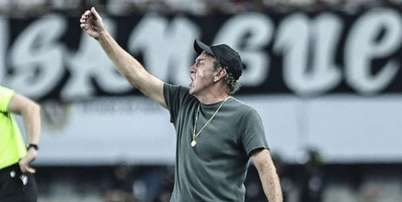Gabigol decidiu para o Santos no clássico e clube chegou a cinco vitórias consecutivas - Foto: Raul Baretta / Santos FC / Jogada10