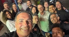Reinaldo Gottino presenteia criança que viralizou enquanto orava durante um assalto: ‘Atitude maravilhosa’