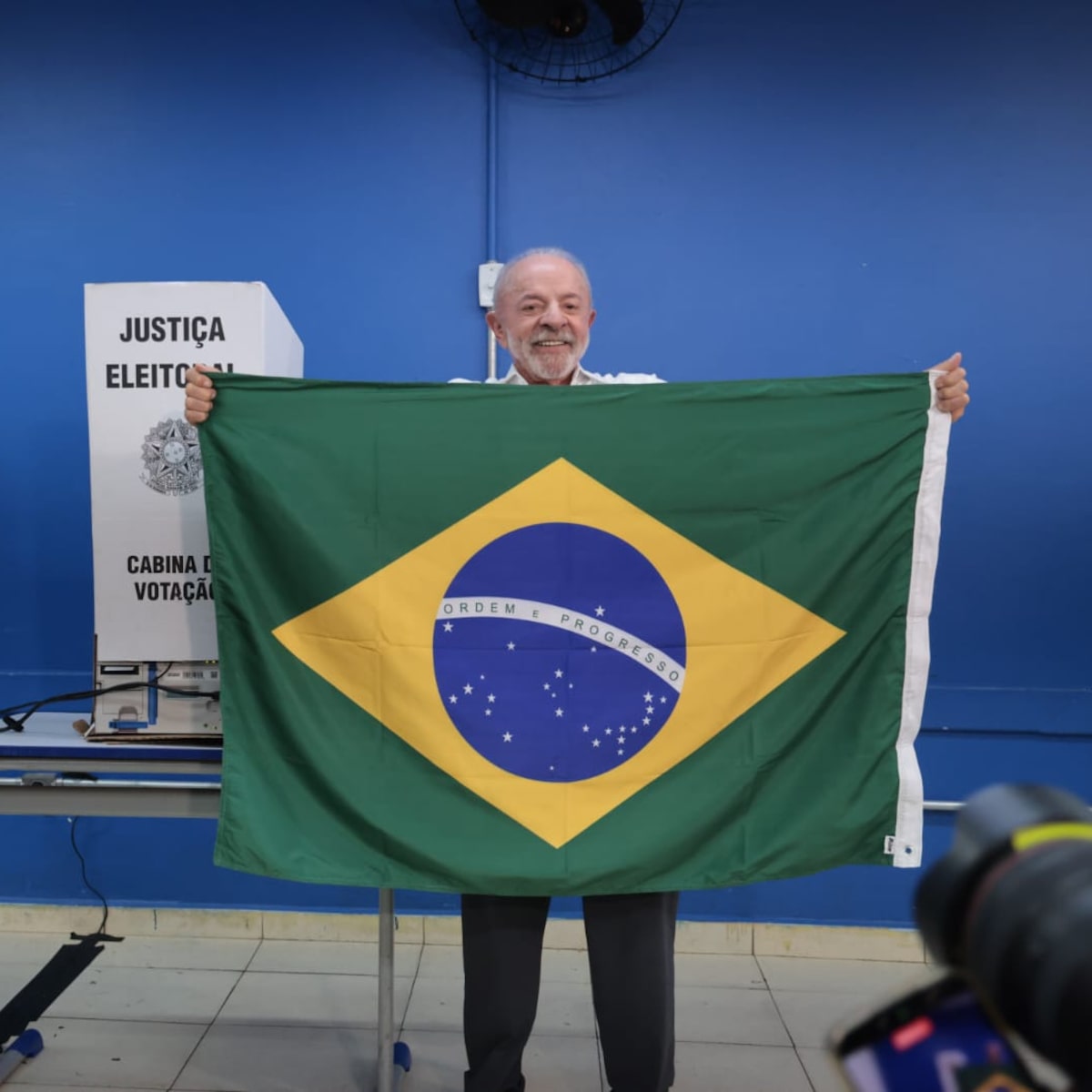Lula afirma que mobilização popular no 2º turno foi ‘quase inexplicável’ e diz acreditar na virada