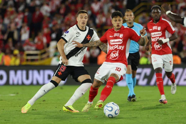 Vasco avalia atuar contra Boca Juniors e Flamengo na Arena da Amazônia - destaque galeria