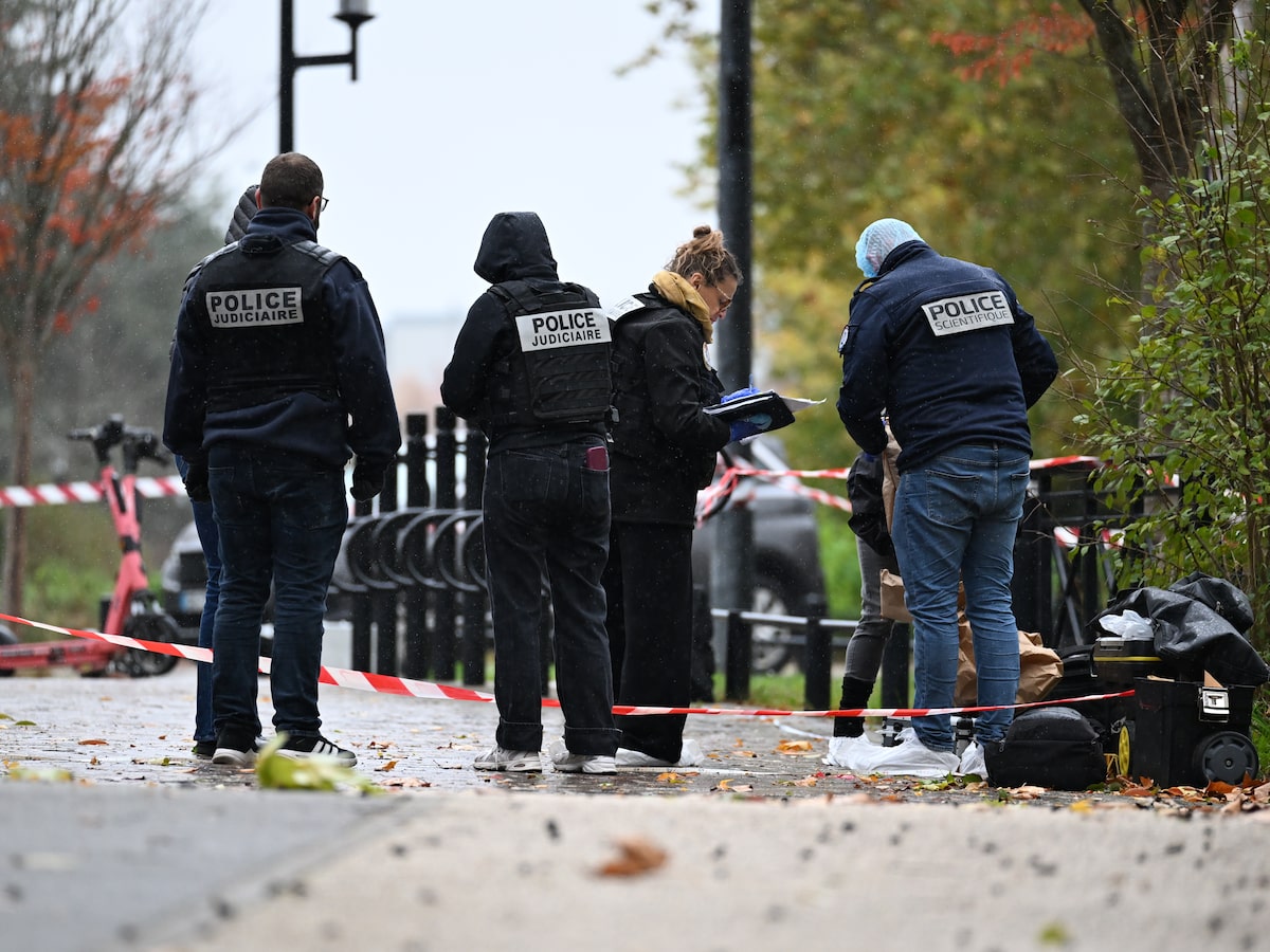 ‘Trata-se claramente de um crime terrorista’, diz ministro francês após ataque perto de Paris