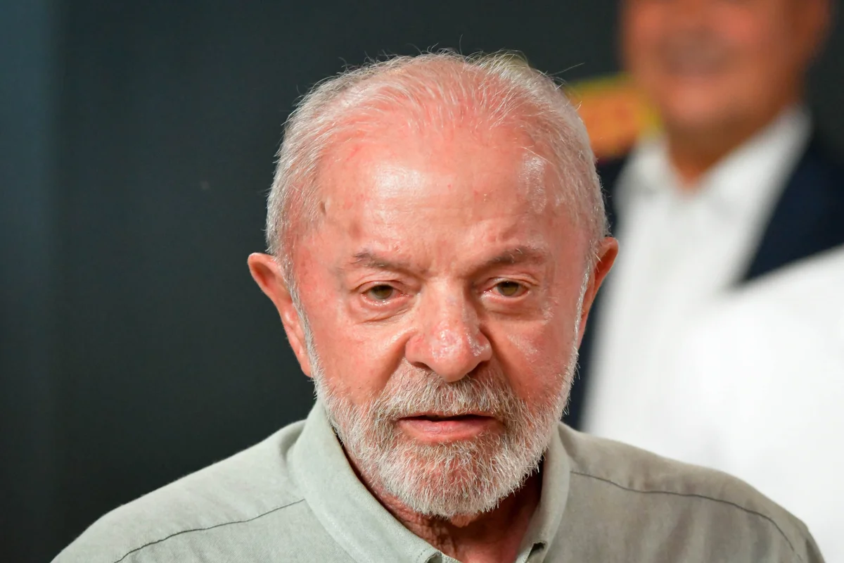 Campanha de Lula relata falhas da Meta a observadores internacionais