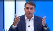 Alexandre Frota fala após Flávio ser intimado pela PF a entregar passaporte
