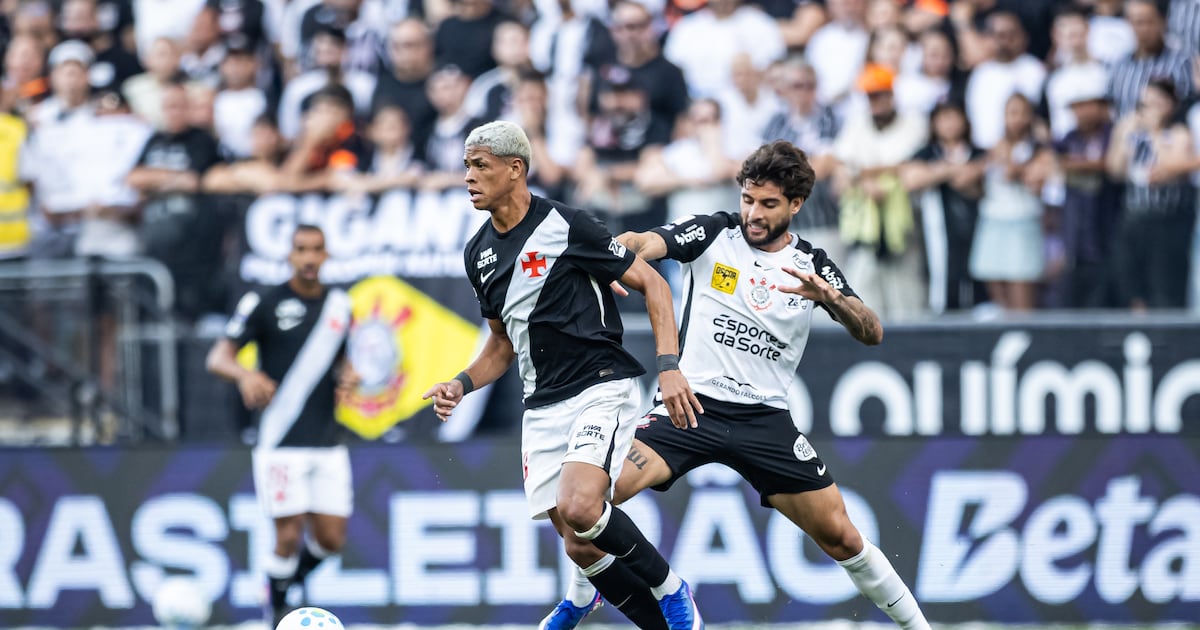 Vasco e Corinthians fazem partida decisiva contra o Z-4 do Brasileirão em estreia de Seedorf