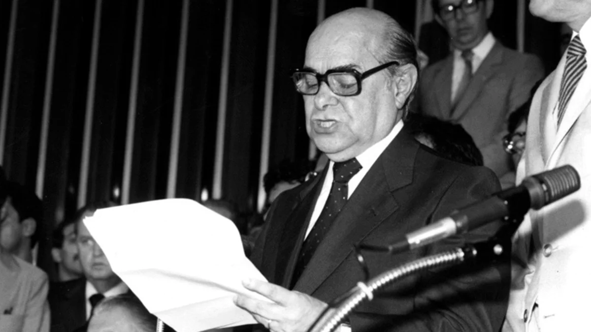 Justiça Federal libera documentos sigilosos sobre morte de Tancredo Neves