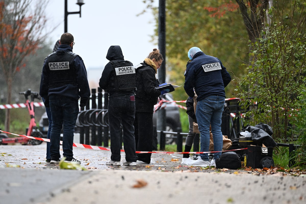 ‘Trata-se claramente de um crime terrorista’, diz ministro francês após ataque perto de Paris