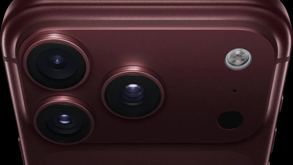 "Está ficando rosa": usuários relatam desbotamento do novo iPhone 18 Pro