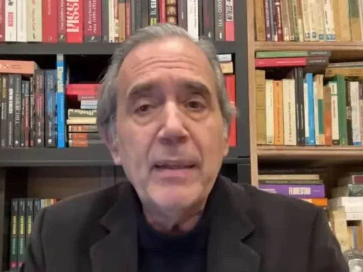 Comentarista político Marco Antonio Villa é considerado foragido por dívida de pensão alimentícia, diz TV