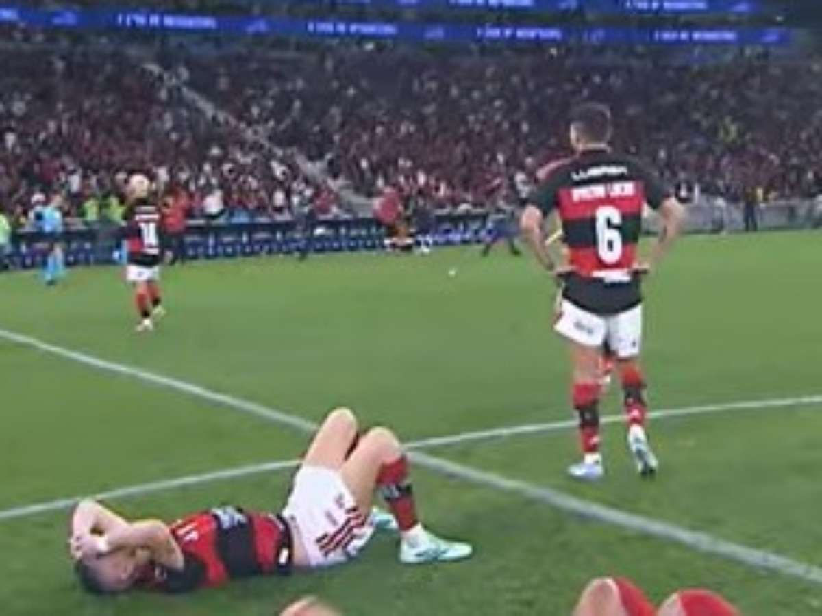 Flamengo é alvo de memes na web após eliminação na Libertadores