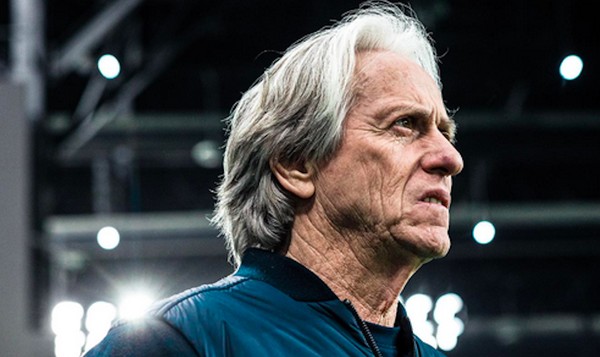 Georgina Rodríguez, esposa de Cristiano Ronaldo, posta declaração fake e ataca Jorge Jesus: 'Não sei como ele carrega o nome de Cristo'