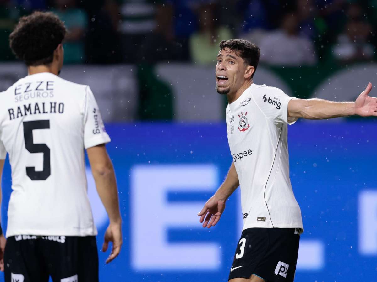 Após goleada, Gabriel Paulista expõe salários atrasados no Corinthians e critica diretoria