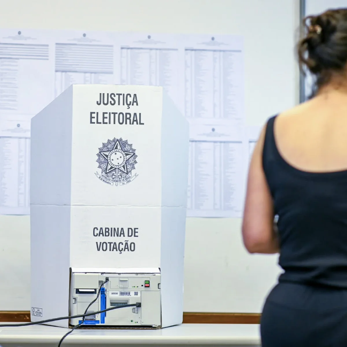 Real Time: 40% dos que se abstiveram no 1º turno não votarão no 2º