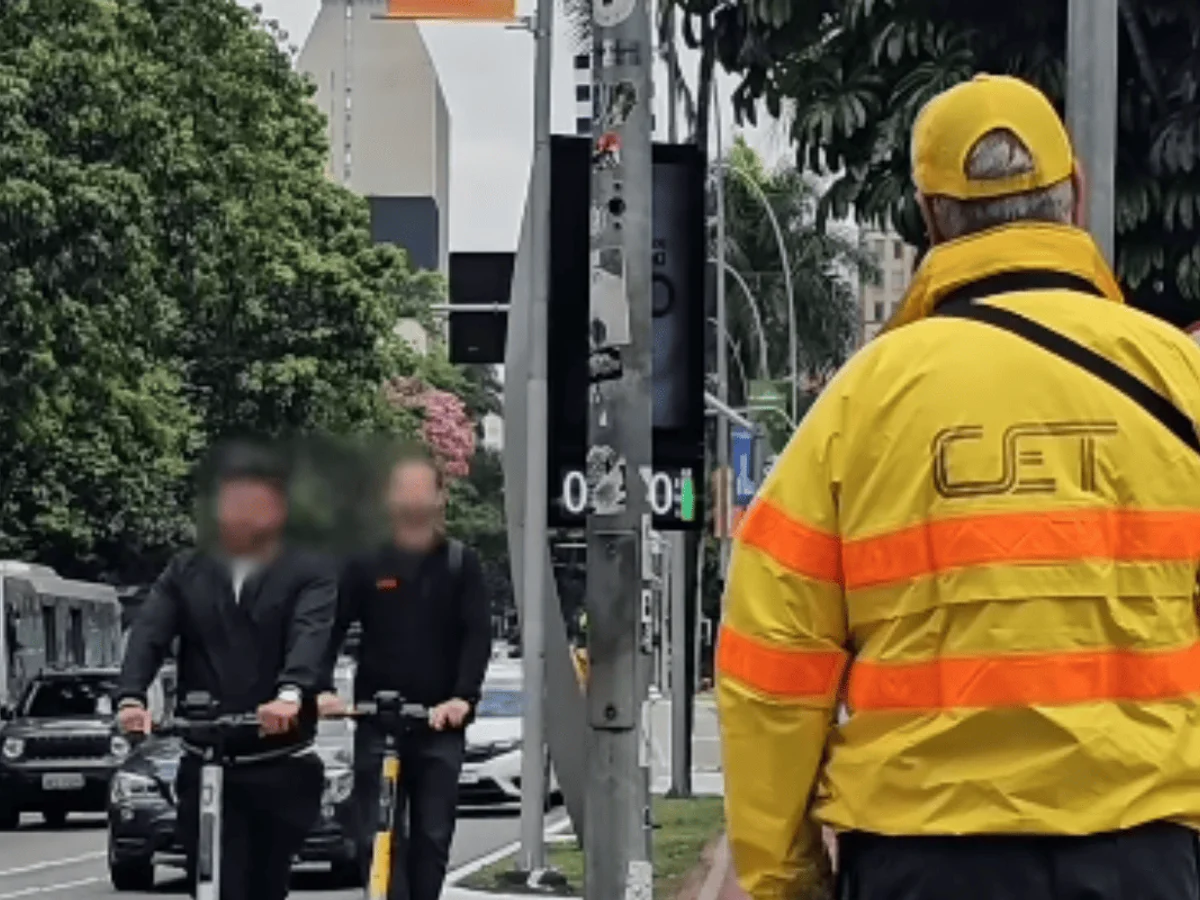 Faria Lima: CET multa motoboy por "agressividade" no trânsito de bicicleta