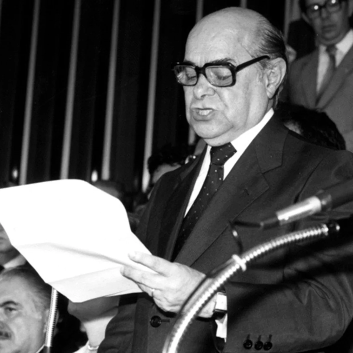 Justiça Federal libera documentos sigilosos sobre morte de Tancredo Neves