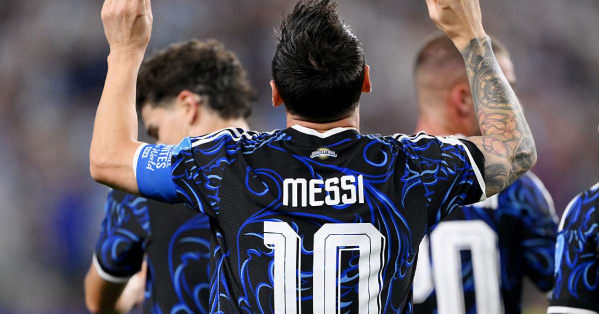 Argentina vai aposentar a camisa 10 de Messi? Entenda como homenagem esbarra em regra da Fifa