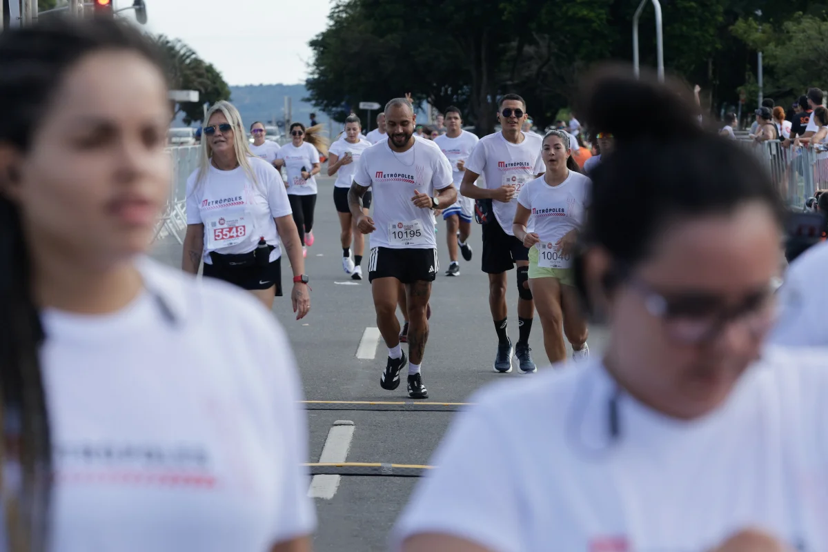 Metrópoles Endurance Corrida: especialista alerta sobre uso de suplementos