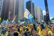 Bolsonaristas questionam USP sobre contagem em ato de Flávio na Paulista - imagem 6