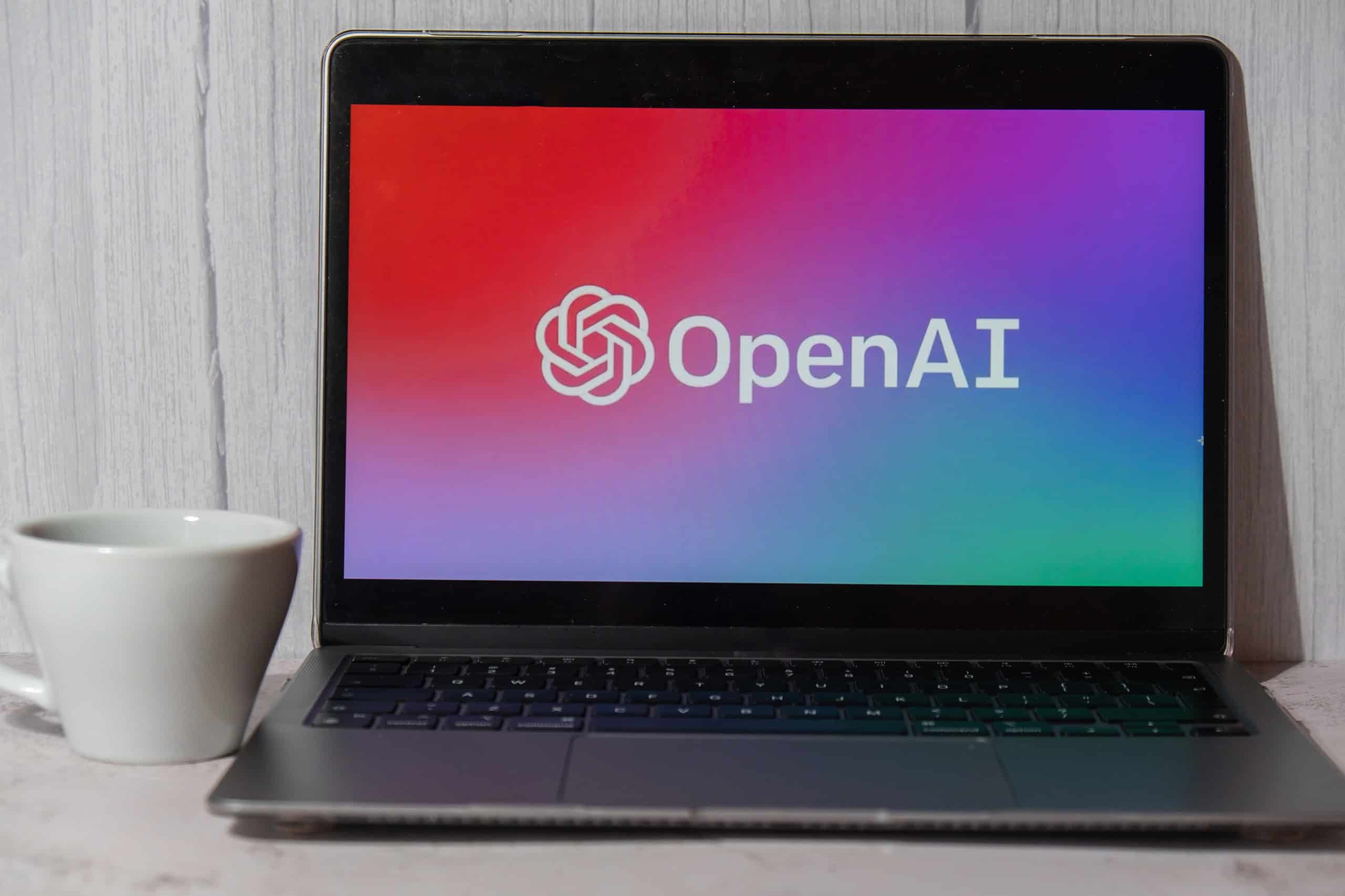 OpenAI corre para levantar R$ 163,5 bilhões antes de IPO da Anthropic